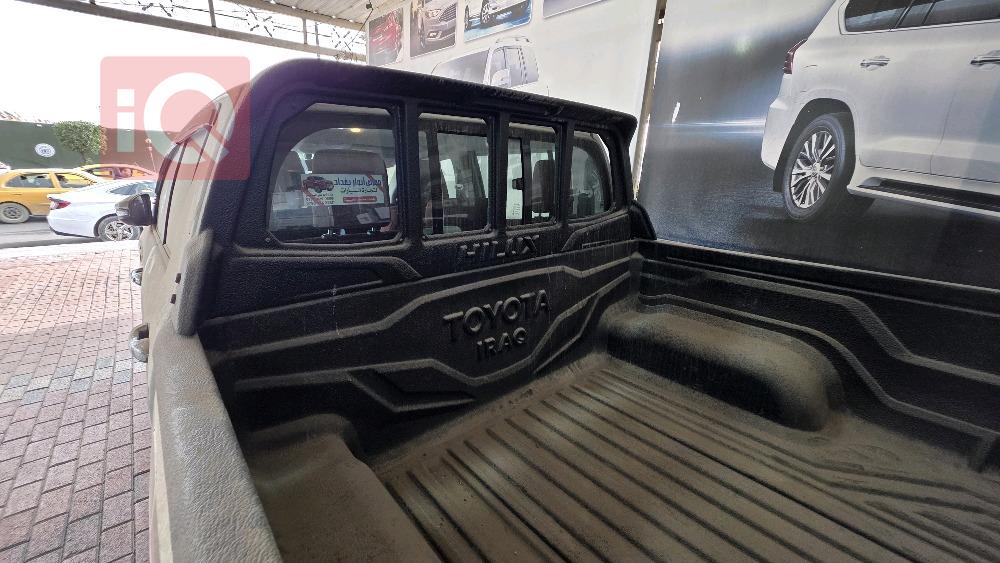 تويوتا هايلوكس